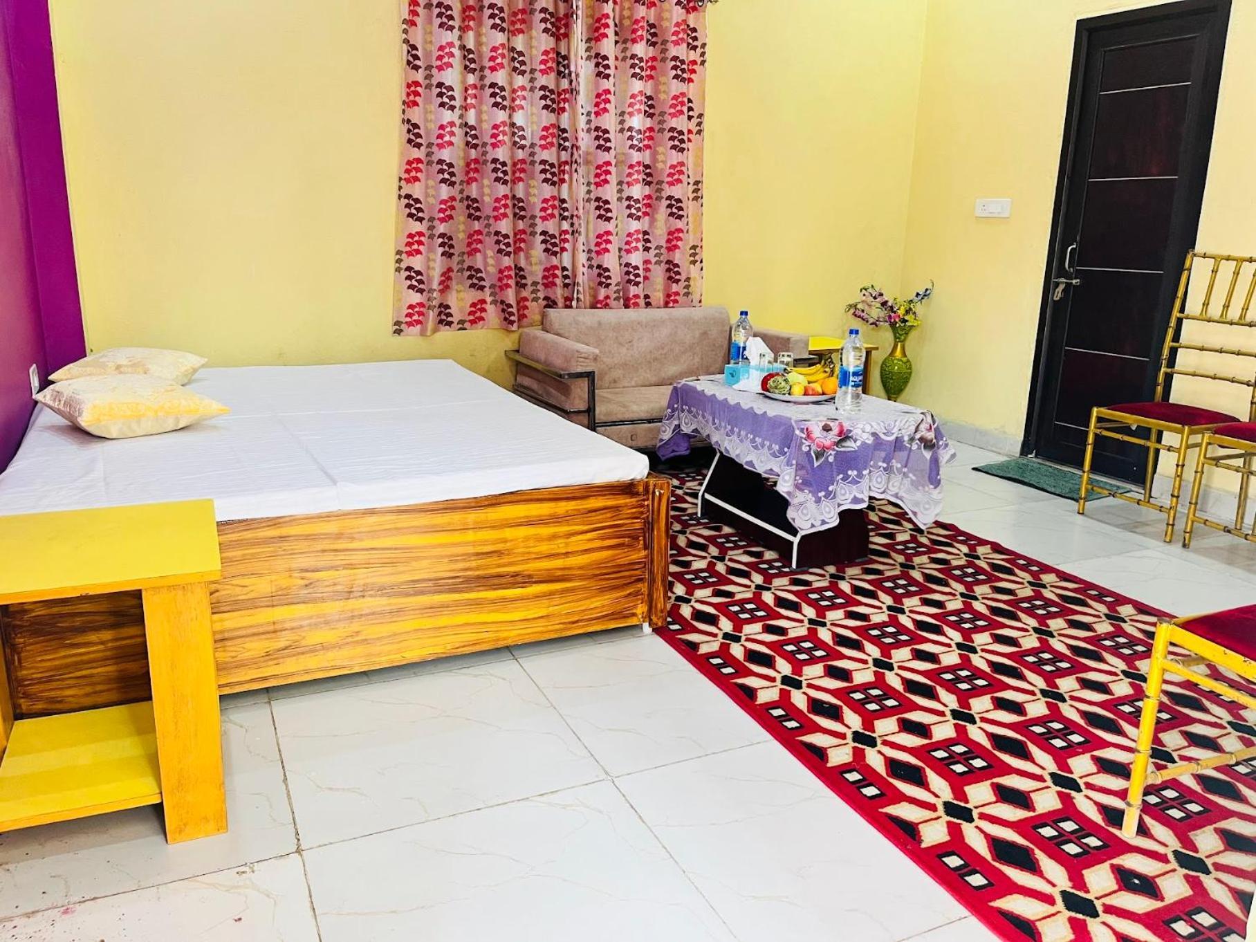 La Pahi Palace- Banquet And Resort Sakri East Ngoại thất bức ảnh
